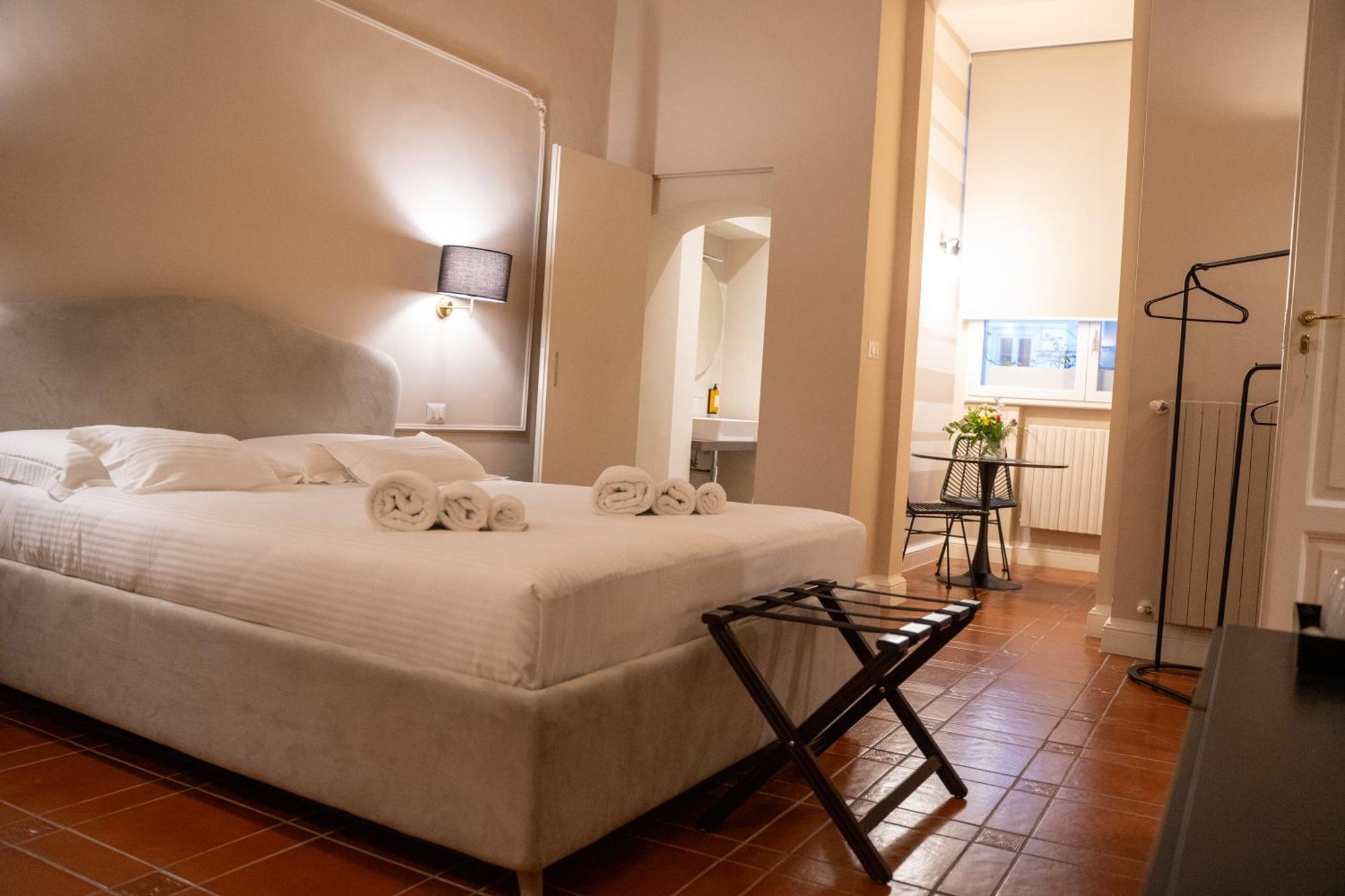 Casa Almika Principe Amedeo Hotel Bari Exterior foto